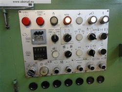 Зубофрезерный станок вертикальный PFAUTER PA320